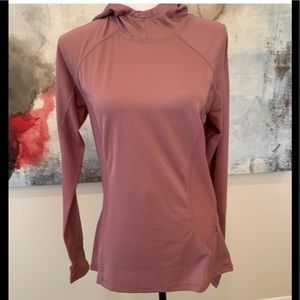 Fabletics hooded pullover size medium